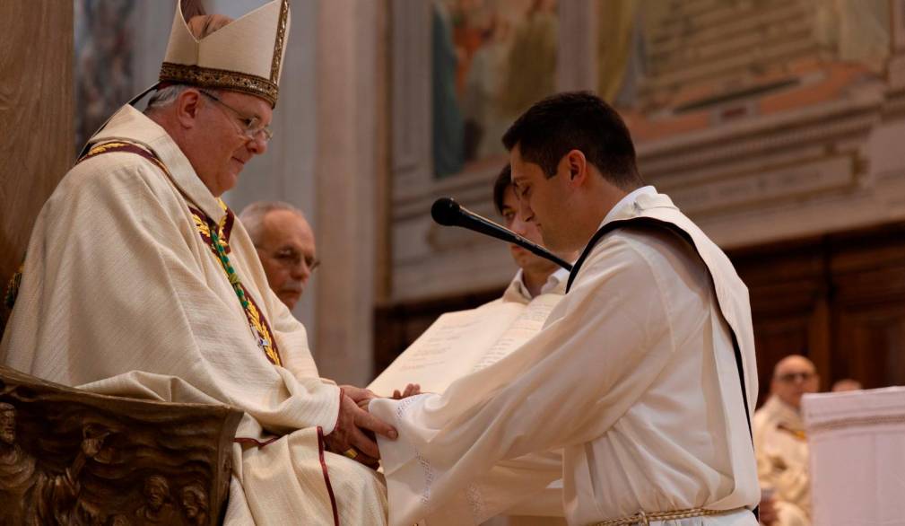 Don Luca Volpato ordinato presbitero dal Vescovo: a servizio del popolo sacerdotale