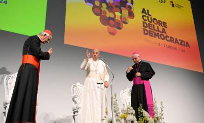 Papa a Trieste: “Riprendere la passione civile dei grandi politici”