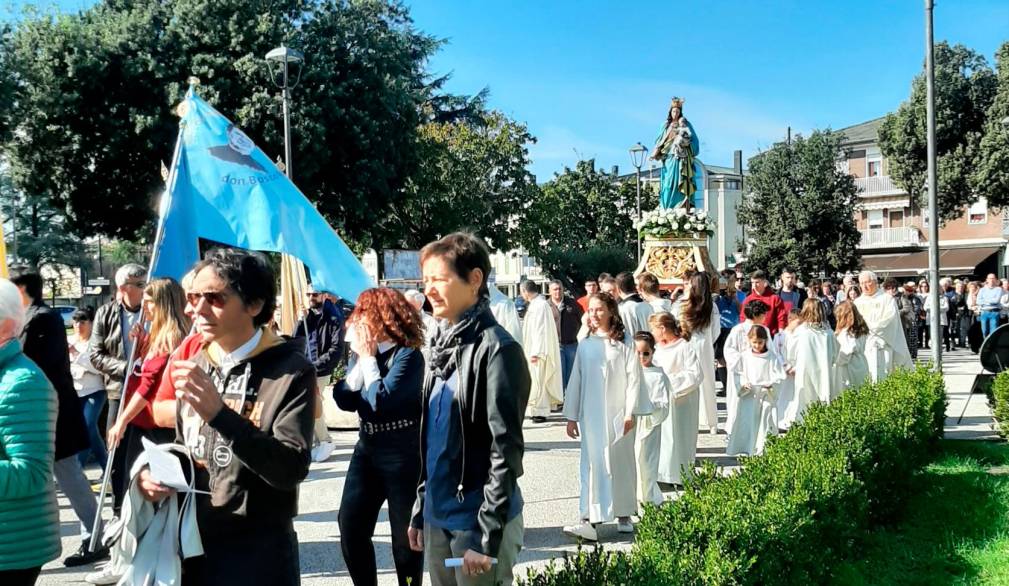 Paese: bella partecipazione alla festa del Rosario