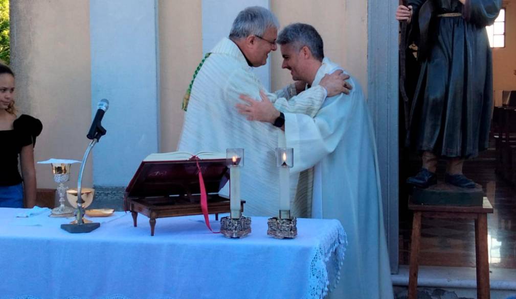 Biancade, il vescovo Michele celebra davanti all’oratorio del beato Enrico: amico di Gesù e dei poveri