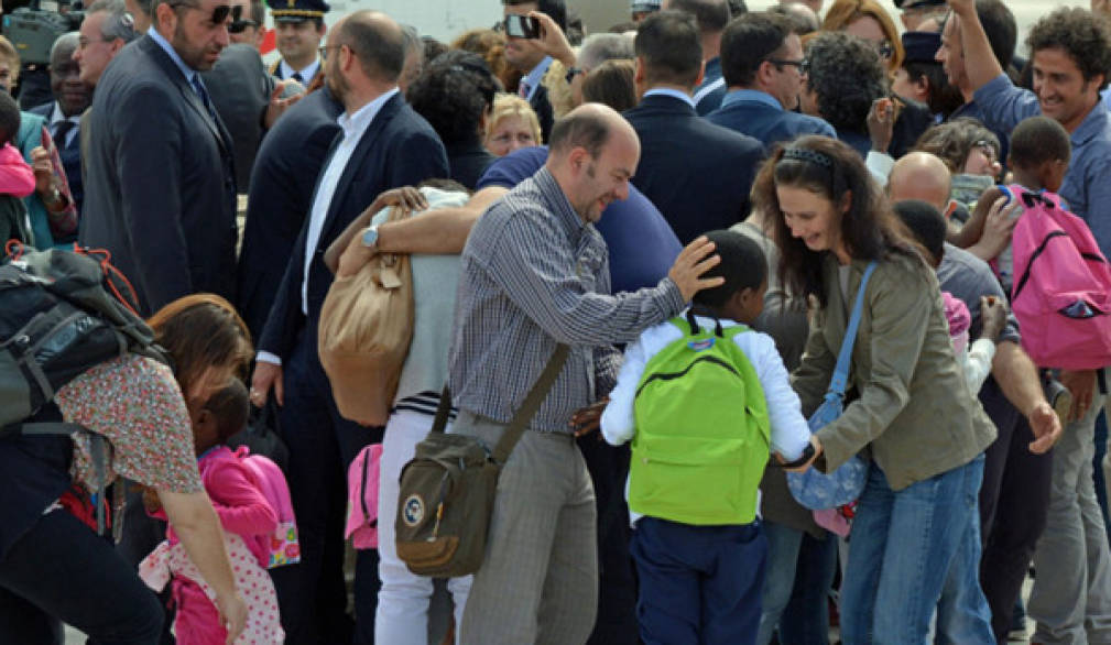 Finalmente a casa i bambini congolesi adottati