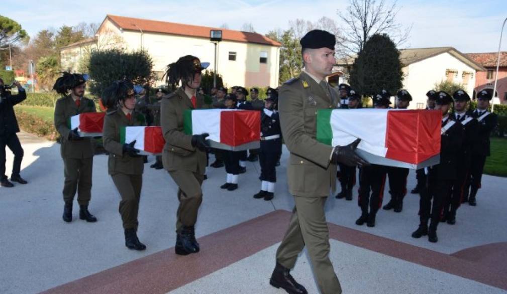 Riposavano sotto la chiesa: l'ultimo viaggio dei caduti di Pero verso Fagarè