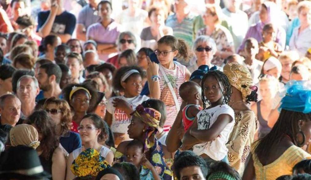 Geo-grafie fuori rotta alla festa multietnica di Giavera