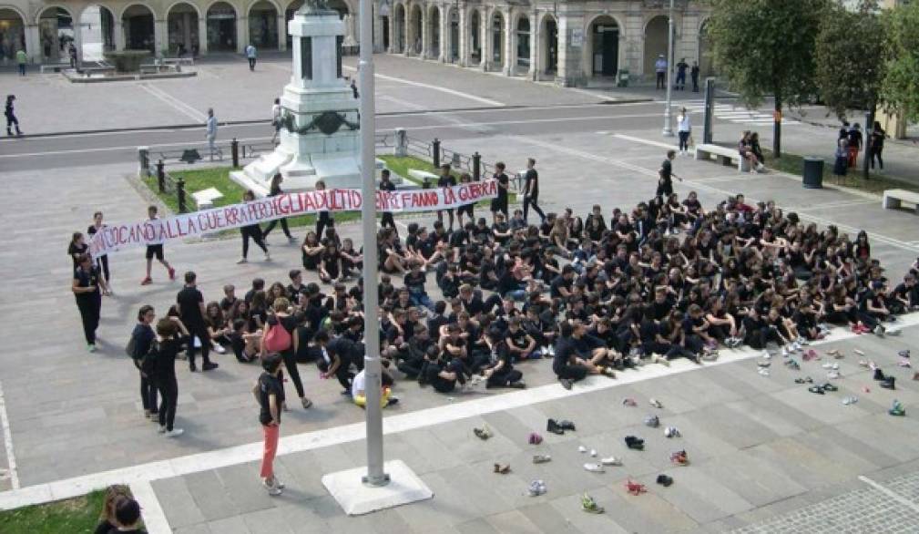 Gli studenti di Mogliano in piazza contro la guerra in Siria