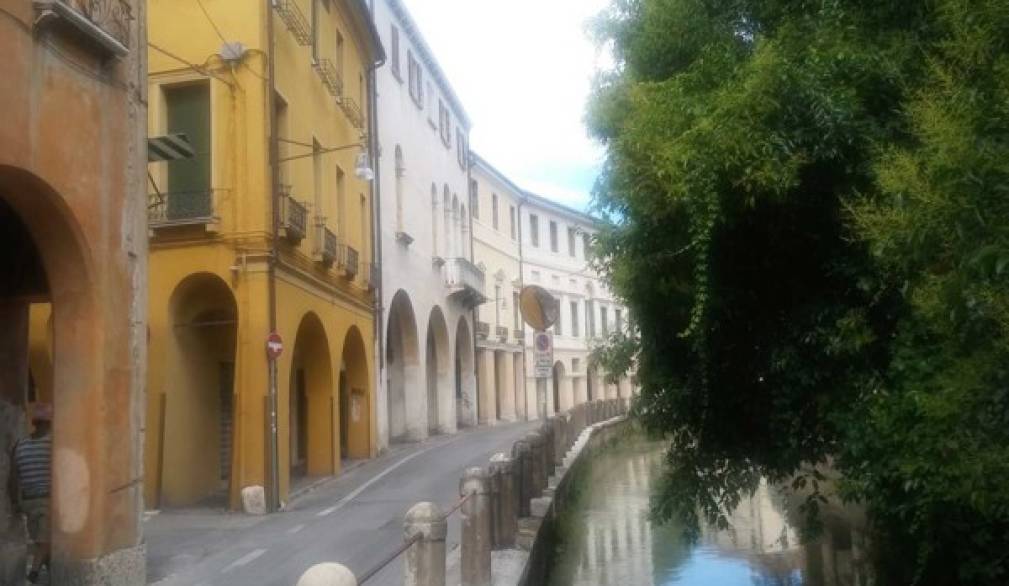 Piace poco in via Roggia e piazza Trentin la nuova Ztl. E Manildo fa una parziale marcia indietro