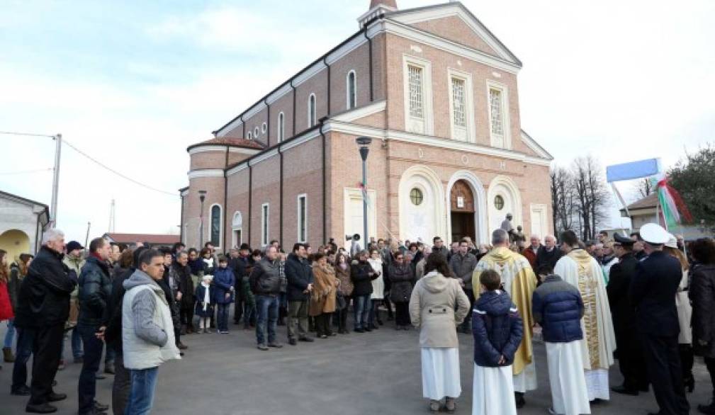 Borghetto: nuova piazza intitolata a mons. Mantiero