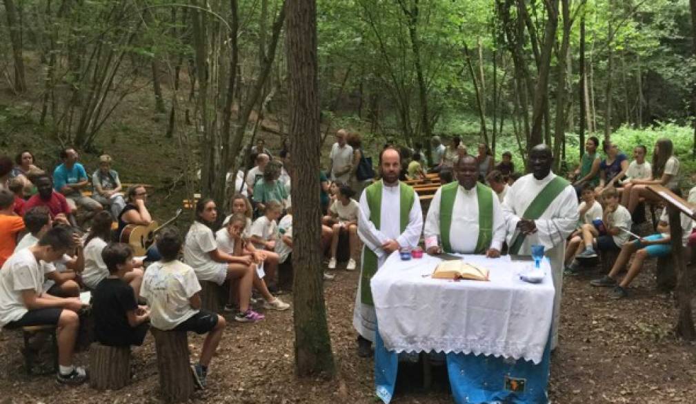 Ragazzi delle medie ospiti in Casa Milaico a Nervesa per un'esperienza a stretto contatto con la natura