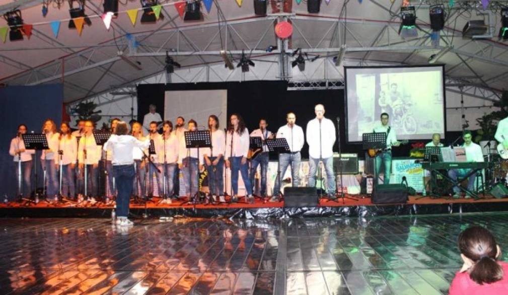 &quot;RacCantiamoci&quot;: grande successo per l'iniziativa del coro giovani di Salvarosa