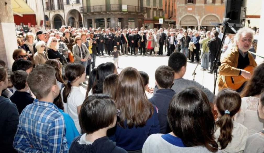 Treviso si ferma nel ricordo di settant'anni fa