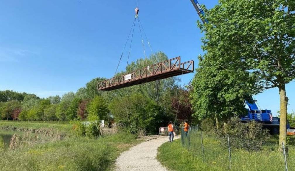 Il comune di Silea e il Parco del Sile collaudano la passerella dei burci