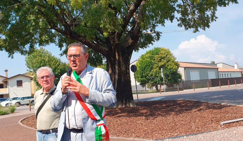 Salvatronda: inaugurata la nuova piazza