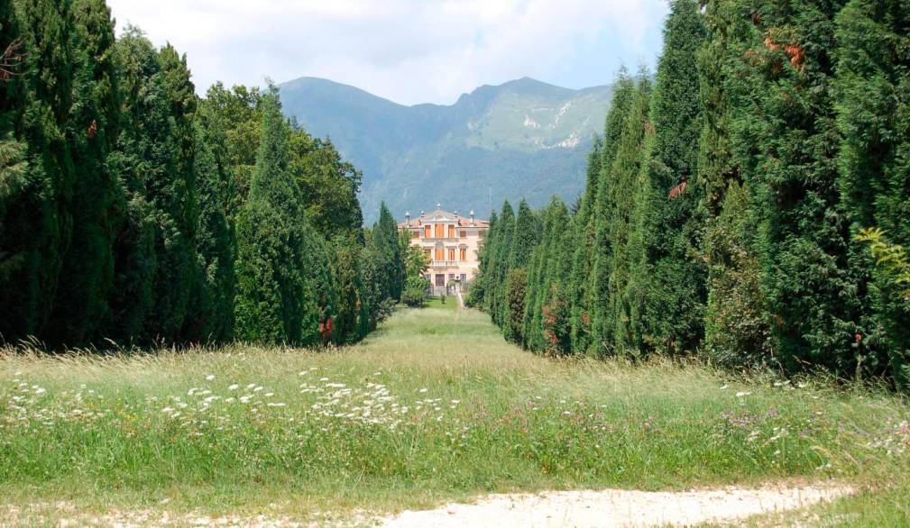 Chiude l’Alberghiero ospitato a villa Fietta a Paderno?