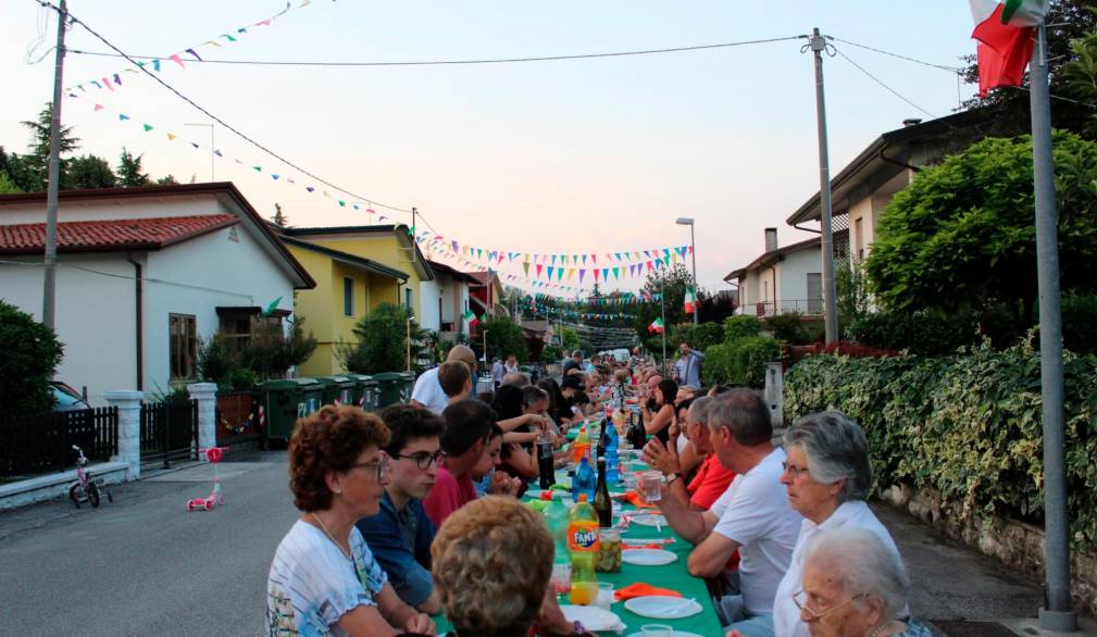 S. Giuseppe lavoratore: Una strada in... festa