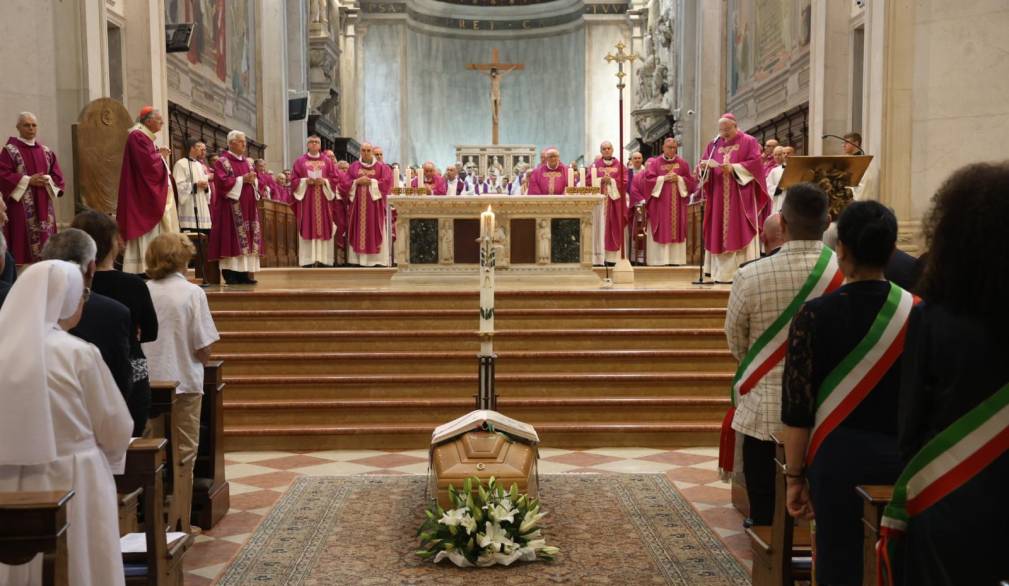 Per il vescovo Gianfranco Agostino ora c’è un posto nella Casa del Padre