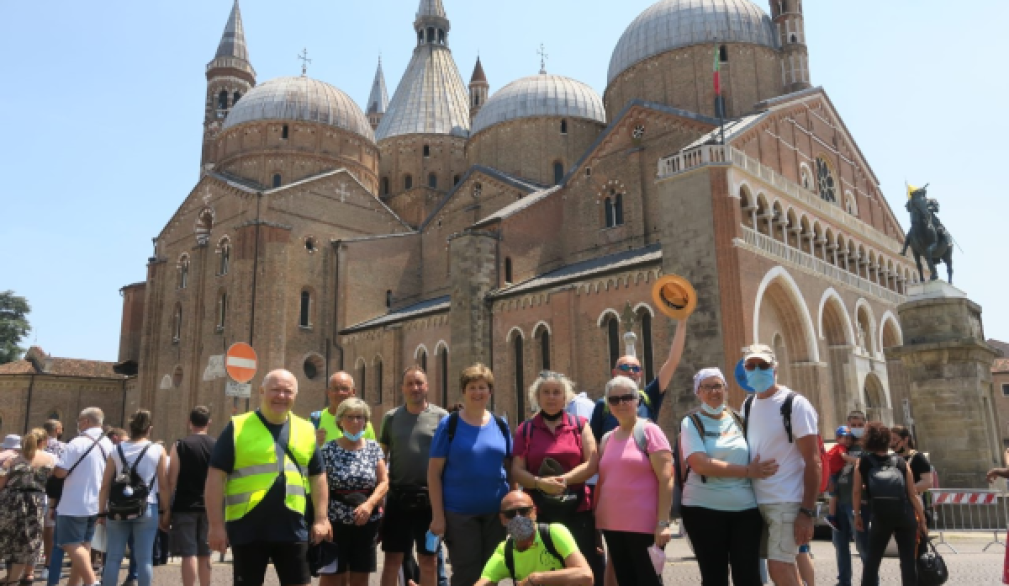 Da Maerne al Santo per restituire la visita