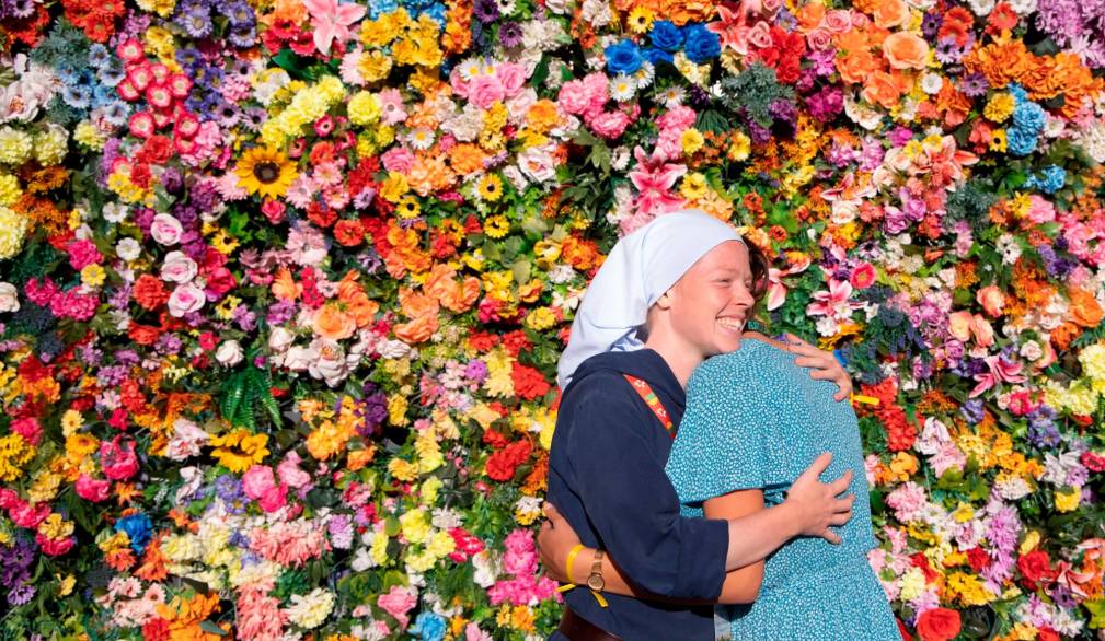 Un “muro di fiori” a Lisbona per la Gmg (foto Sir/Siciliani Gennari)