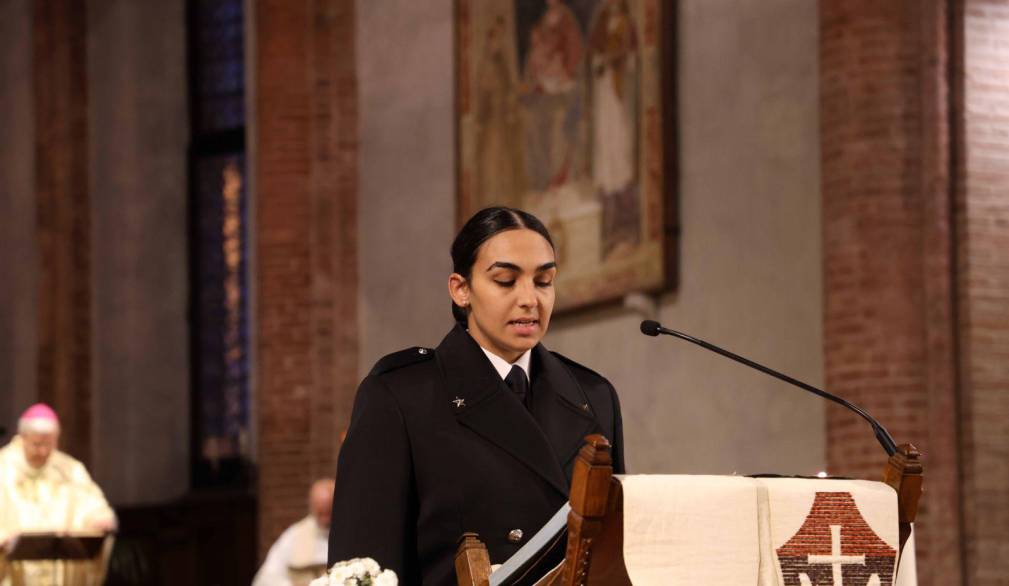 I Carabinieri celebrano la patrona, Virgo Fidelis, con la restituzione della pala di San Zenone