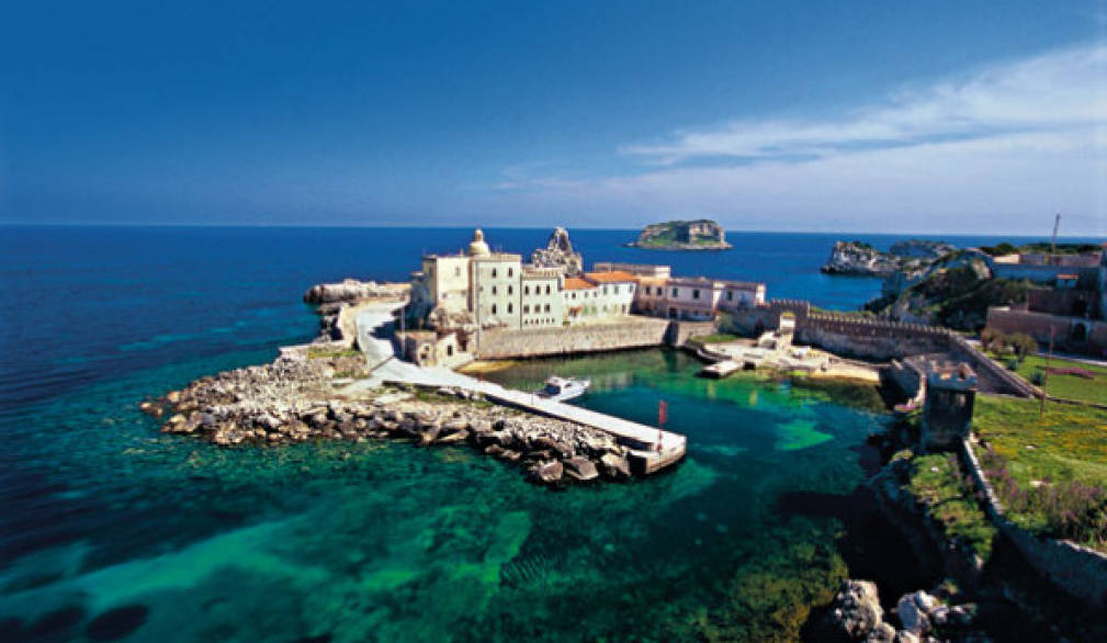 Pianosa, da colonia penale a isola turistica