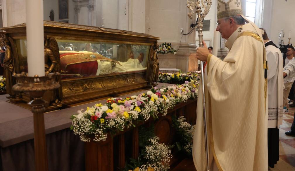 Peregrinatio corporis di san Pio X: messa con patriarca di Venezia Francesco Moraglia, in Cattedrale