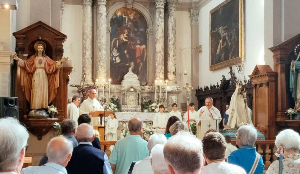 Sambughè, l’abbraccio della comunità d’origine a padre Davide, ora vescovo in Algeria