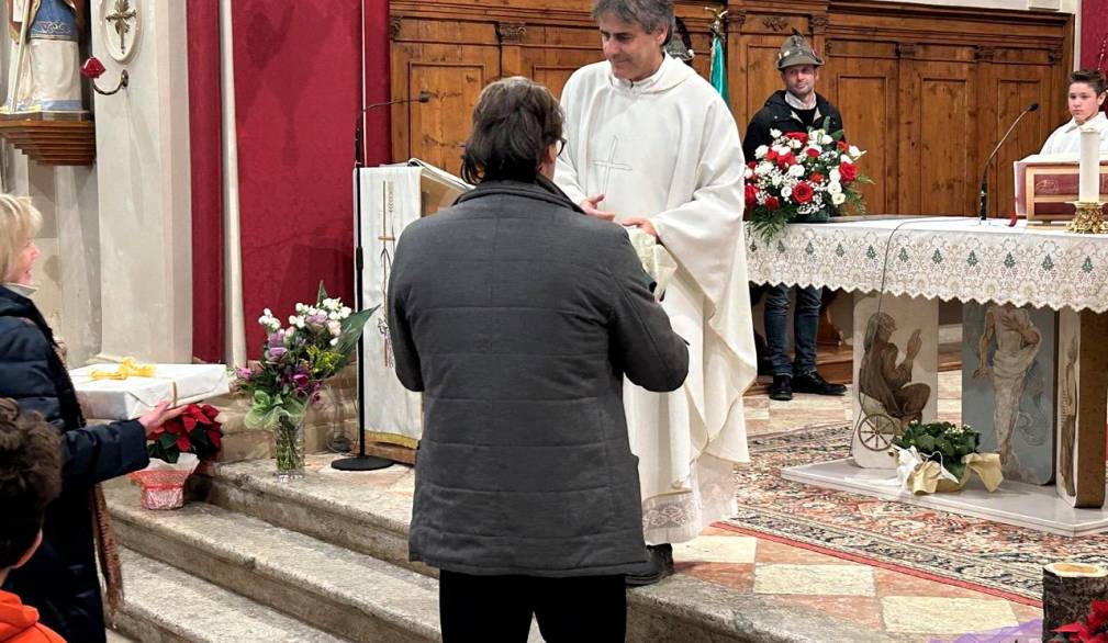 Castelcucco e Monfumo: il saluto, dopo 12 anni, al parroco don Marco Cagnin