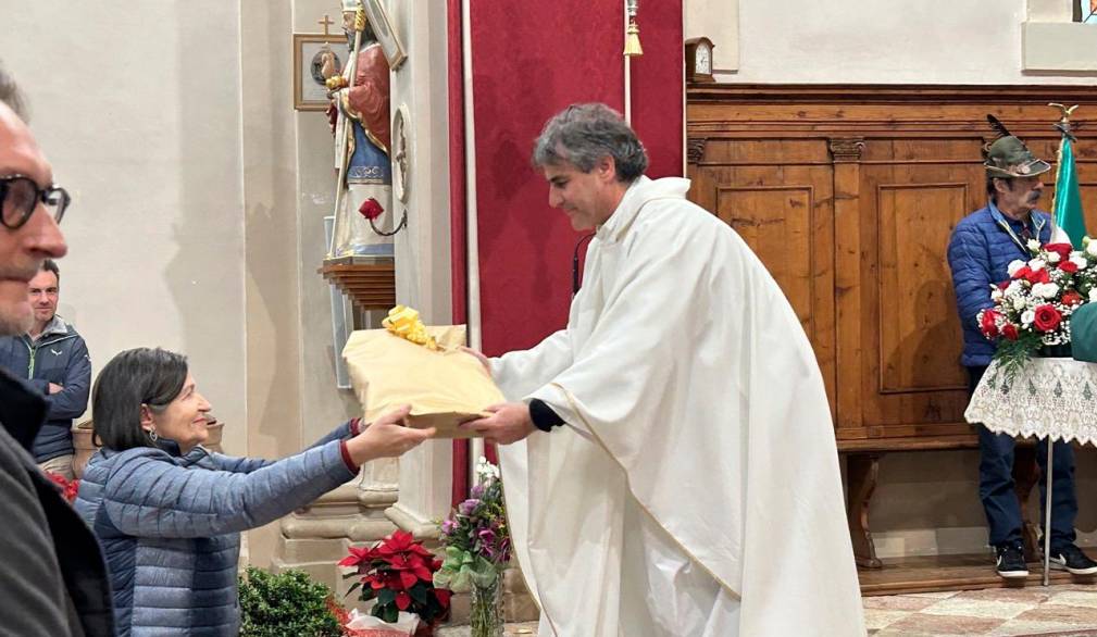 Alcune immagini del saluto di don Marco Cagnin a Castelcucco e Monfumo