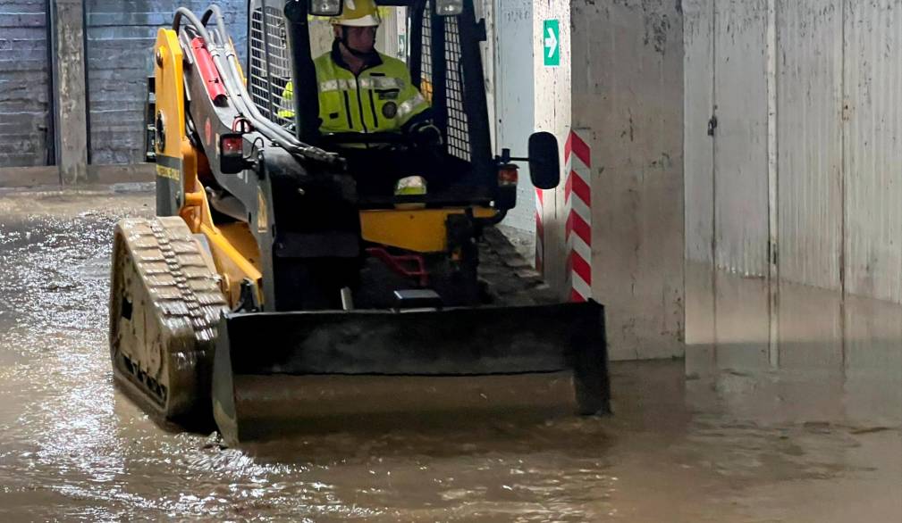 Il lavoro dei volontari trevigiani della Protezione civile a Bologna