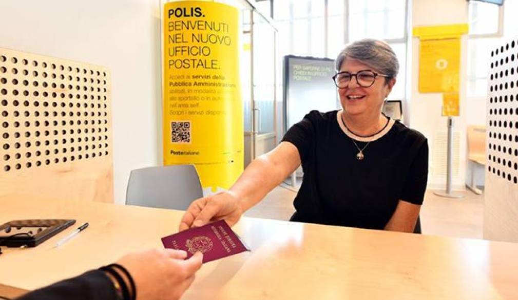 Anche in città il rinnovo dei passaporti alle Poste. In provincia, servizio attivo in 94 sportelli