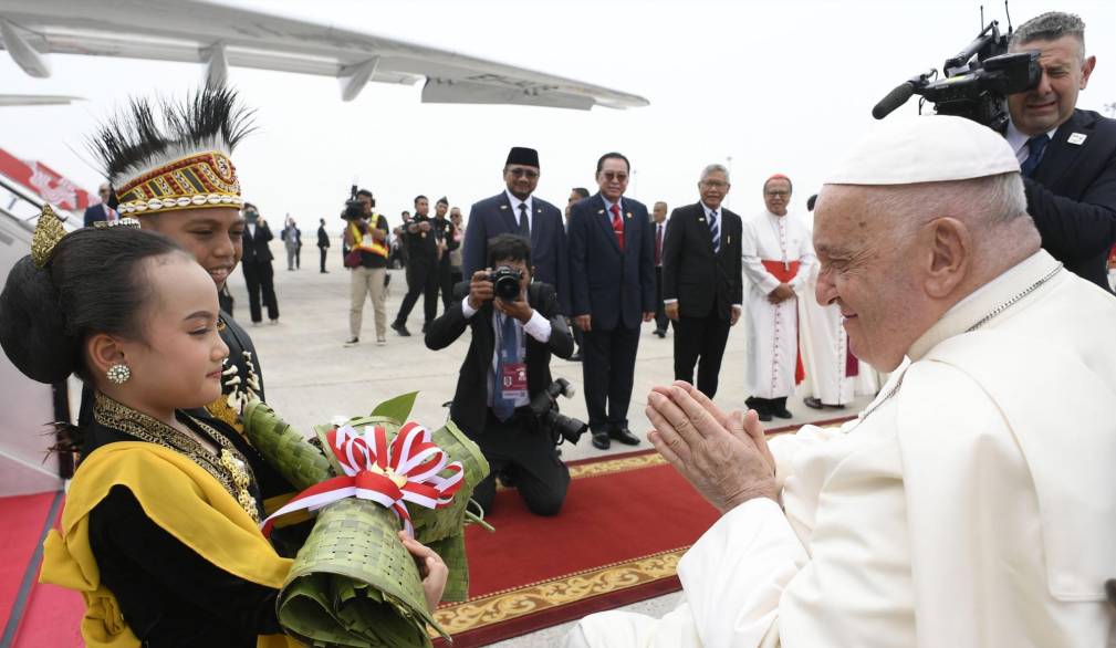 Papa in Indonesia: “Uniti nella diversità”