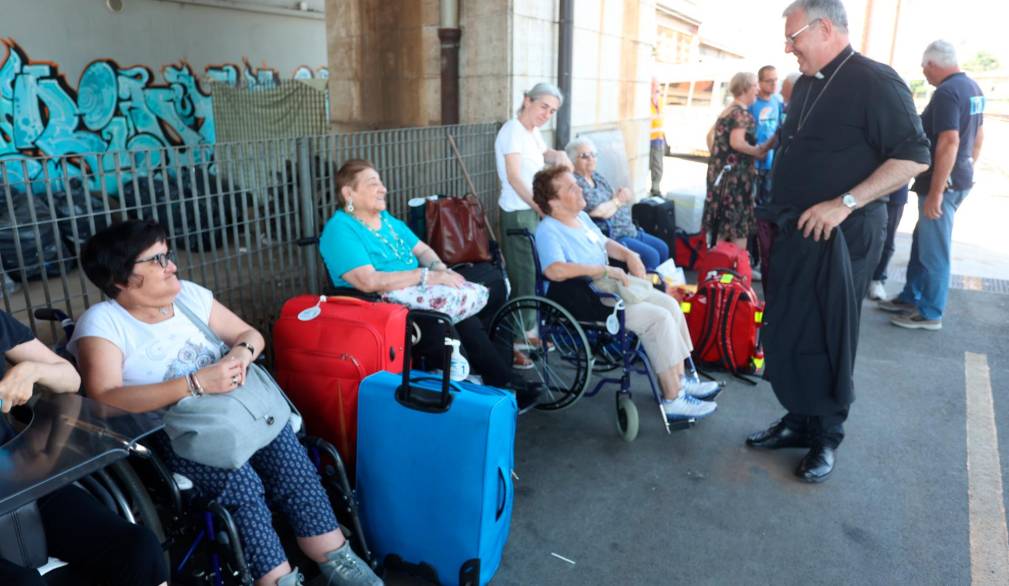 I pellegrini trevigiani diretti a Lourdes partono dalla stazione