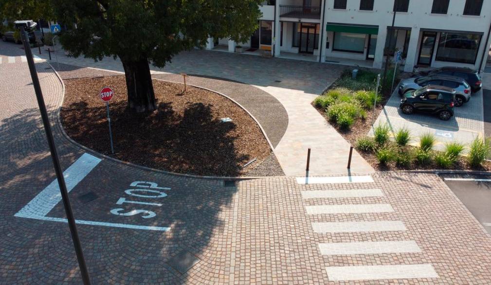 Salvatronda: inaugurata la nuova piazza