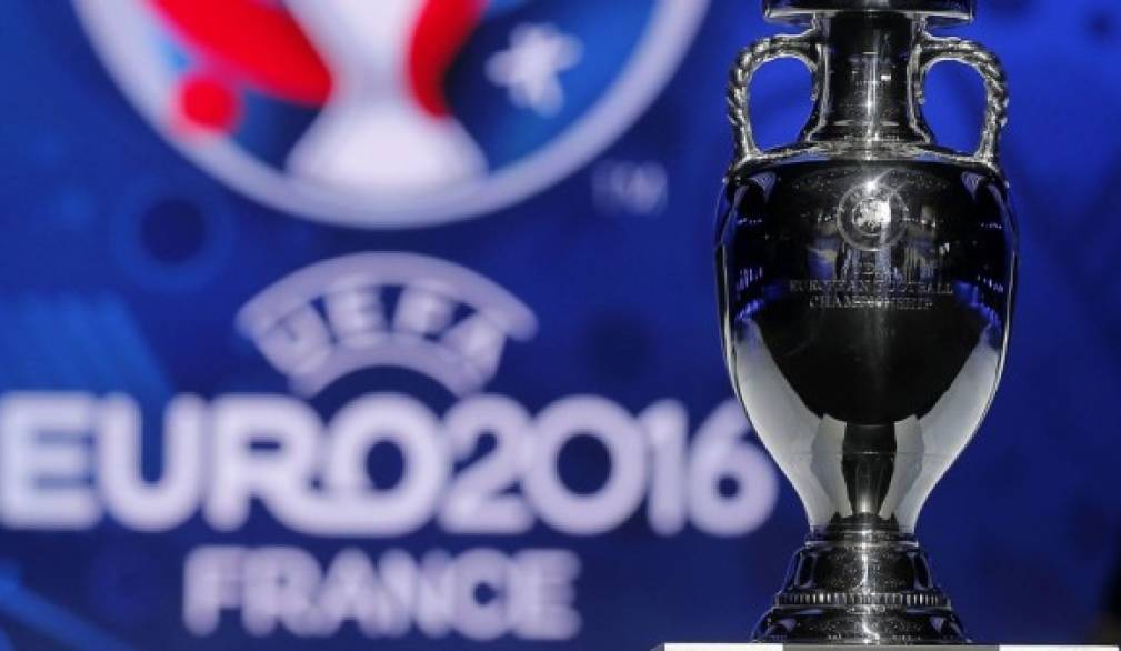 Francia 2016, si parte: il calcio metafora dell'Europa, non si vince da soli