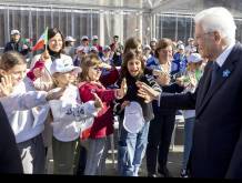 Mattarella a Venezia per il 4 novembre. Il saluto alle scolaresche presenti