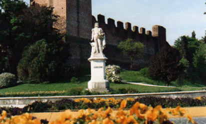 Giornata internazionale dei diritti della donna: omaggio alle castellane