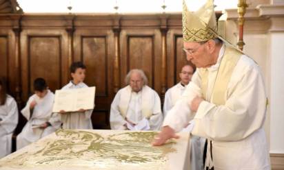 Pieve di Castelfranco: il nuovo altare segno di resurrezione