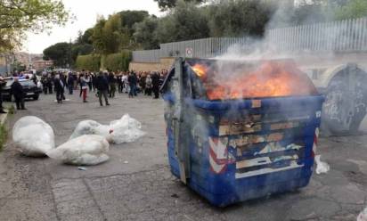 Lo scempio del pane (e della solidarietà)