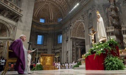 Editoriale: Quel silenzio su papa Francesco