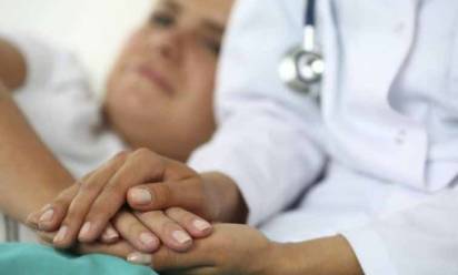 Associazioni cattoliche dicono no a eutanasia. Sì a cure palliative