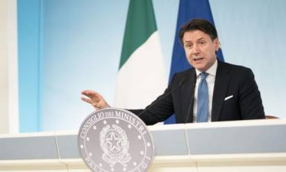 Conte: &quot;Stanziata cifra straordinaria di 25 miliardi per far fronte all'emergenza&quot;