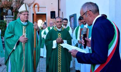 Don Silvio Caterino accolto con calore dalla parrocchia di S. Michele Arcangelo a Mirano