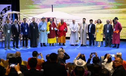 Incontro interreligioso nell’ambito della visita di papa Francesco in Mongolia - Foto: Vatican Media