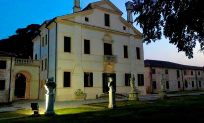 Teatro in villa a Istrana