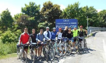 Studenti sulla via Francigena