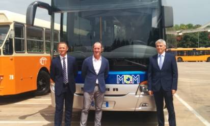 Mom sempre più green: 14 nuovi bus ecologici