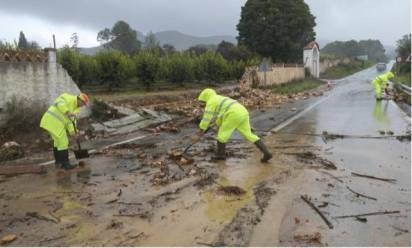 Alluvione a Valencia, i morti sono più di 150: “Come uno tsunami”