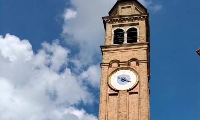 Pero di Breda: i 300 anni del campanile e la “scalata” dei ragazzi del catechismo