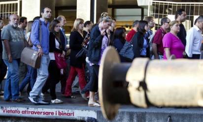 Treni e pendolari: va sempre peggio