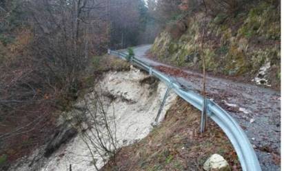 Grappa, strada chiusa per frana. L'allarme di Comune di Asolo e Provincia di Treviso