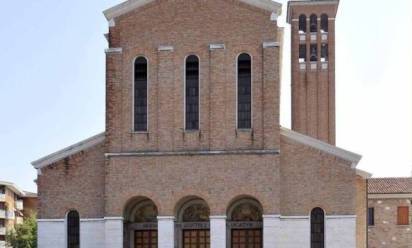 Sabato 7 ottobre la parrocchia della Chiesa Votiva accoglie i padri del Pime