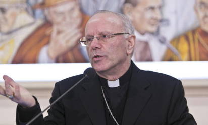 Mons. Galantino: i settimanali diocesani hanno un ruolo molto importante